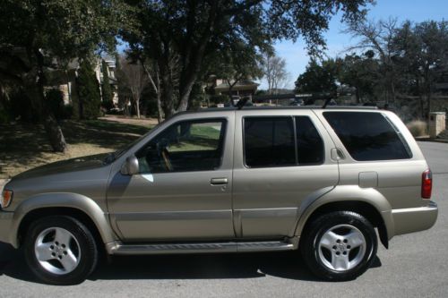 2002 infiniti qx4 base sport utility 4-door 3.5l- excellent condition