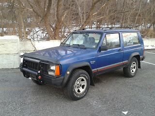 1995 jeep cherokee se sport utility 2-door 4.0l &#034;one owner&#039;