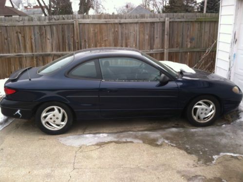 2001 ford escort zx2 coupe 2-door 2.0l