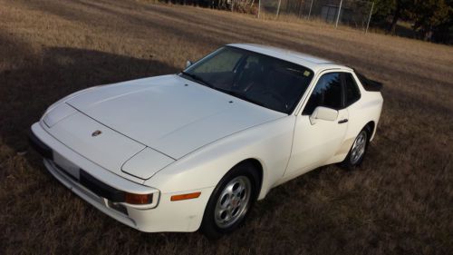 1988 porsche 944 original paint, best base engine, options, everything works