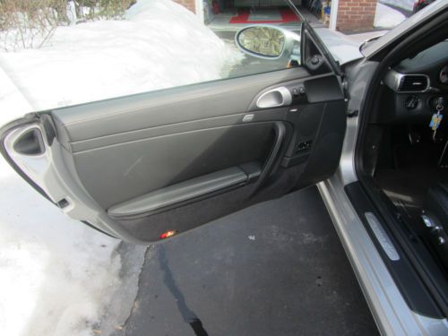 2007 Porsche 911 Carrera 4S Coupe 2-Door 3.8L, image 9