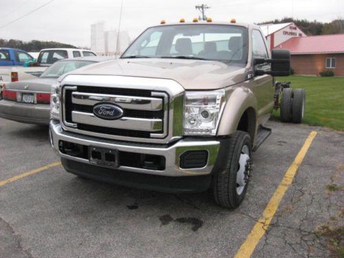 2011 ford f-450 super duty standard cab pickup 2-door 6.8l