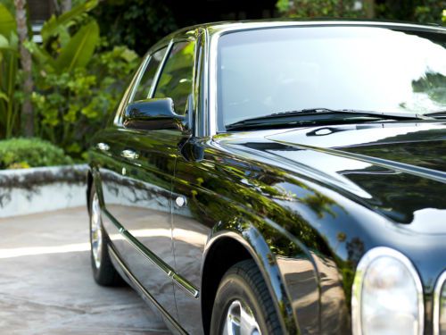 Bentley: Arnage R 2001 Bentley Black sedan / Black Interior 4 door 25k miles!, image 6