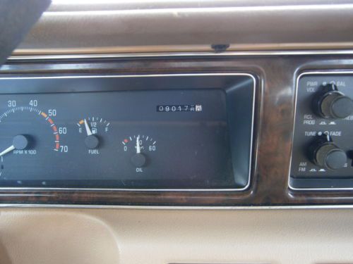 1992 Buick Roadmaster Station Wagon, image 9
