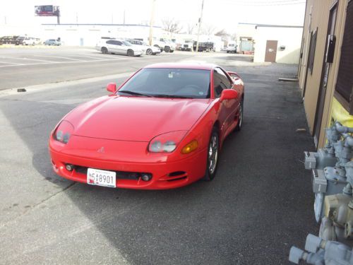 Red 2dr super car super running condition