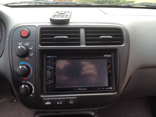 31 mile per gallon, DVD USB player, very well maintained, image 12