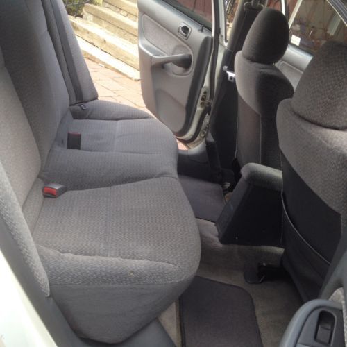 31 mile per gallon, DVD USB player, very well maintained, image 13