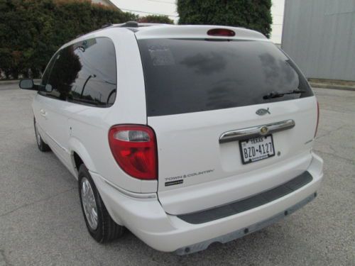 2006 TOWN & COUNTRY SUPER CLEAN DVD  ONE OWNER NO RESERVE GREAT  CONDITION LIMIT, image 9