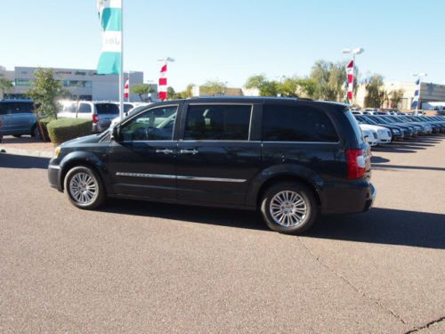 Limited New 3.6L V6 NAV DVD Leather Loaded T&C Van Warranty Forever We Finance, image 2
