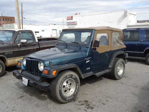 1998 jeep wrangler sport sport utility 2-door 4.0l