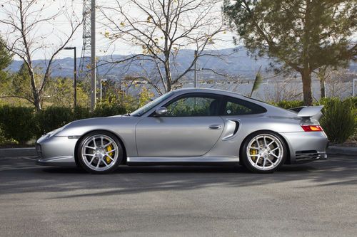 2005 porsche 911 gt2 coupe 2-door 3.6l