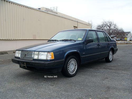 1992 volvo 940 gl sedan 4-door 2.3l 110k mls clean serviced