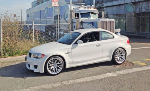 White 2011 bmw 1 series m &#034;1m&#034; coupe