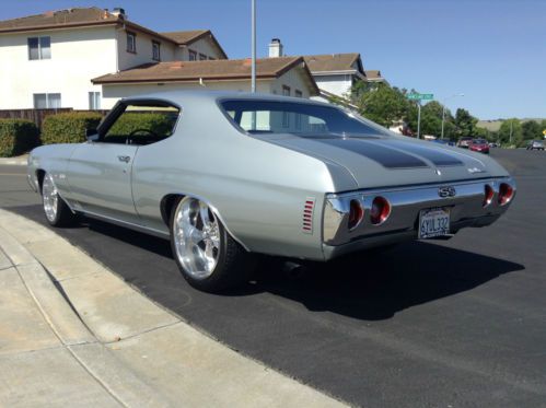 Pro touring 1972 chevy chevelle ss clone/ head turner everywhere it goes!!!