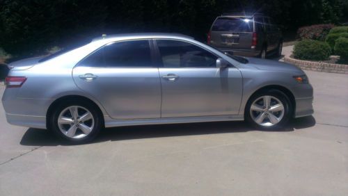 2010 toyota camry se sedan 4-door 3.5l