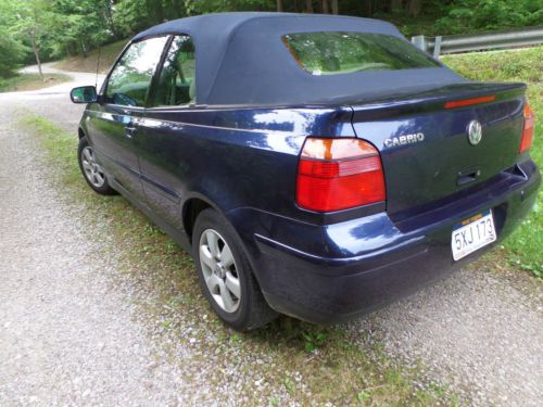2002 Volkswagen Cabrio, image 2