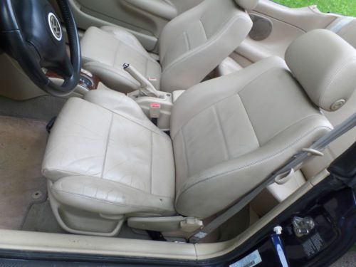 2002 Volkswagen Cabrio, image 9