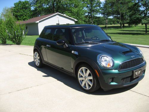 2008 mini cooper s hatchback 2-door 1.6l