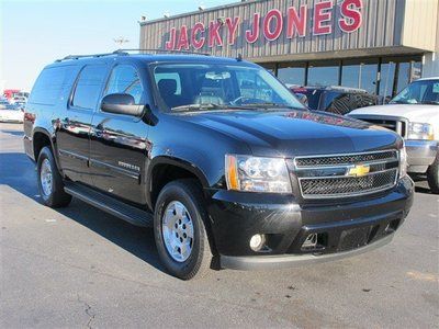 Black on black suburban 8 passenger lt edition running boards we finance