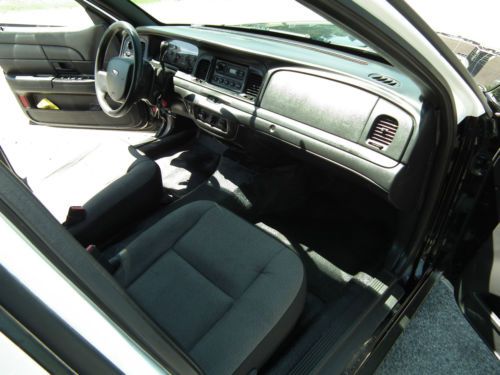 2008 Ford Crown Victoria Police Interceptor Retired Police Cruiser, image 3
