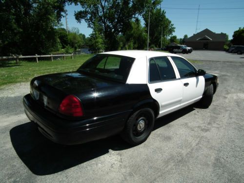 2008 Ford Crown Victoria Police Interceptor Retired Police Cruiser, image 17