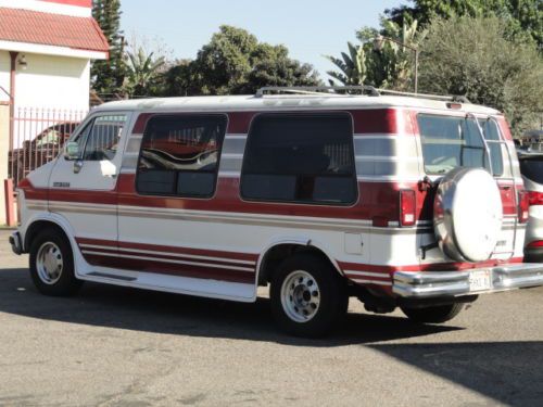Dodge Ram van 6x6