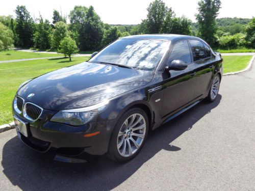 2009 bmw m5 base sedan 4-door 5.0l in excellent condition