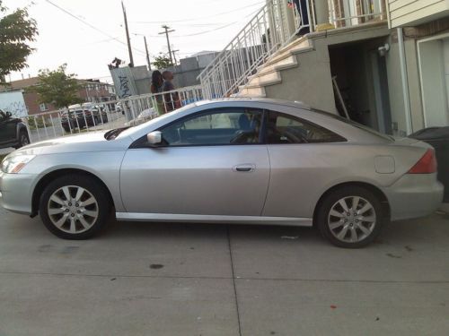 2006 silver honda accord ex v6 2doors coupe leather seat autormatic sunroof etc.