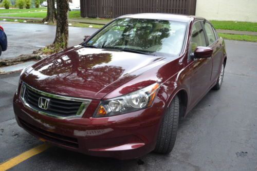 2010 honda accord - excellent condition! - $13900 (fountainebleau/doral)