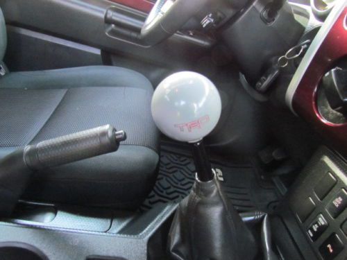 2007 Toyota FJ Cruiser Manual Transmission, image 13