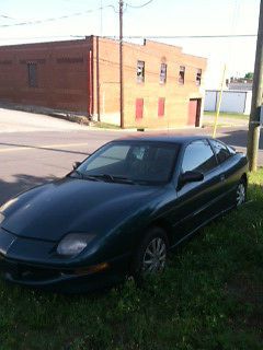 1999 pontiac sunfire se coupe 2-door 2.2l