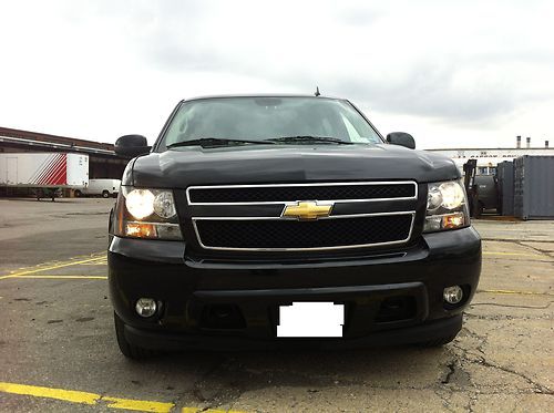 2010 chevrolet suburban 1500 lt sport utility 4-door 5.3l