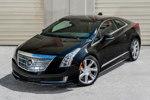 2014 cadillac elr hybrid! $82410 msrp! 2k miles! factory warranty! loaded!