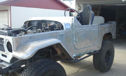1974 Toyota Land Cruiser FJ40 Fuel Injected 350 4 Speed Disk Brakes, image 24