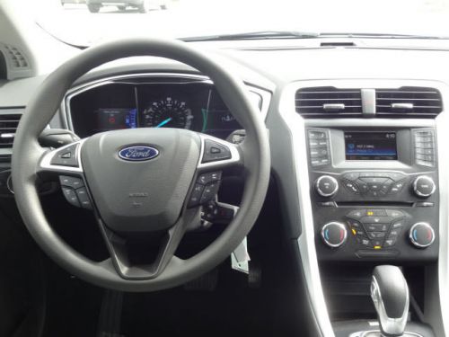 2014 Ford Fusion Hybrid S, US $25,395.00, image 2