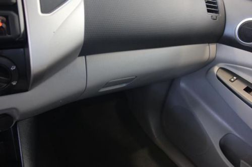 2013 toyota tacoma base
