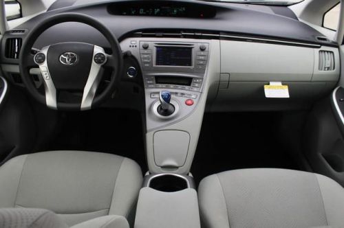 2014 toyota prius two