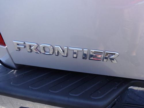 2014 nissan frontier sv