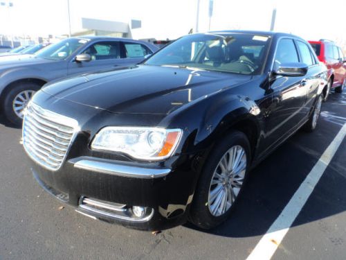 2014 chrysler 300c base