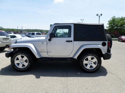 2011 jeep wrangler sahara