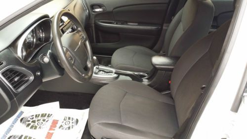 2012 Chrysler 200 LX Sedan 4-Door 2.4L, US $13,500.00, image 7
