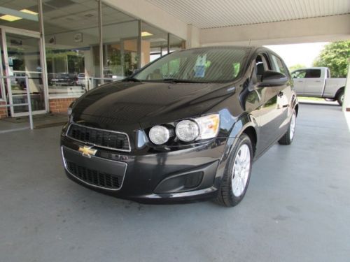 2013 Chevrolet Sonic LS Compact 4dr Automatic 1 Owner Carfax Certified Autos, image 3
