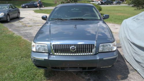 2007 mercury grand marquis super clean ready to sell