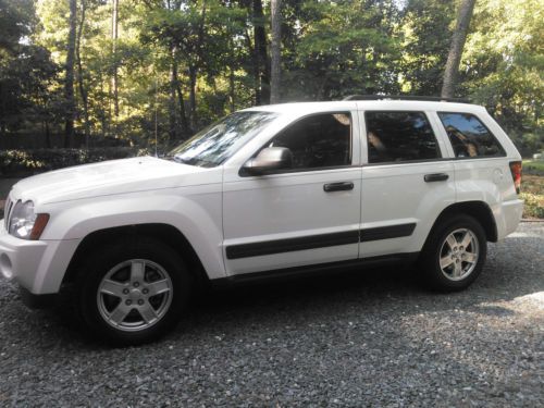 2006 jeep grand cherokee laredo sport utility 4-door 3.7l