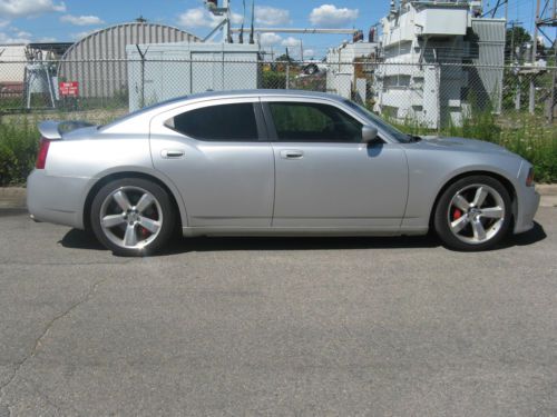 2006 dodge charger srt8, no reserve!!!