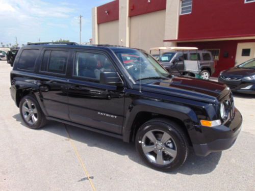*high latitude*  brand new 2014 - heated leather - sunroof - 17&#034; alloy wheels
