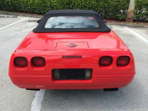 1994 chevrolet corvette base convertible 2-door 5.7l