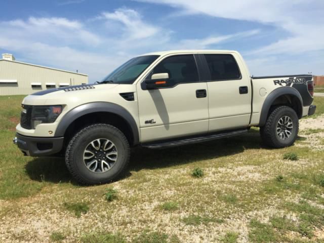 Ford f-150 svt raptor crew cab pickup 4-door