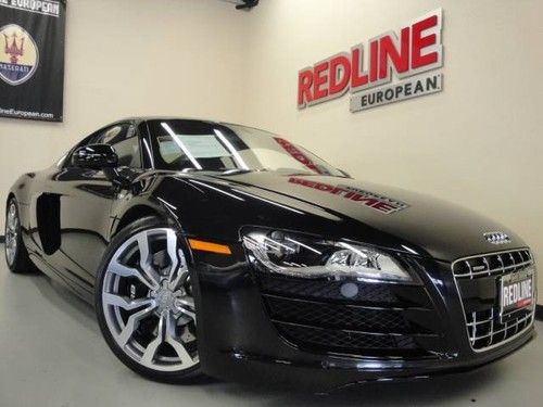 2011 audi r8 5.2 quattro automatic 2-door coupe