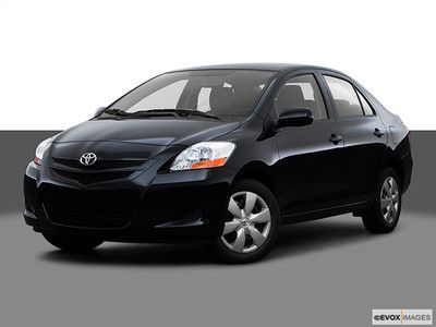 2008 toyota yaris base sedan 4-door 1.5l